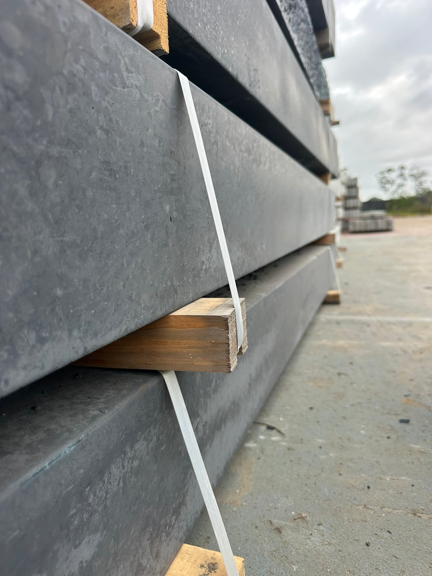 100mm Charcoal Heavy Duty Concrete Sleepers